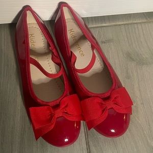 Kid flats size 13 with bow